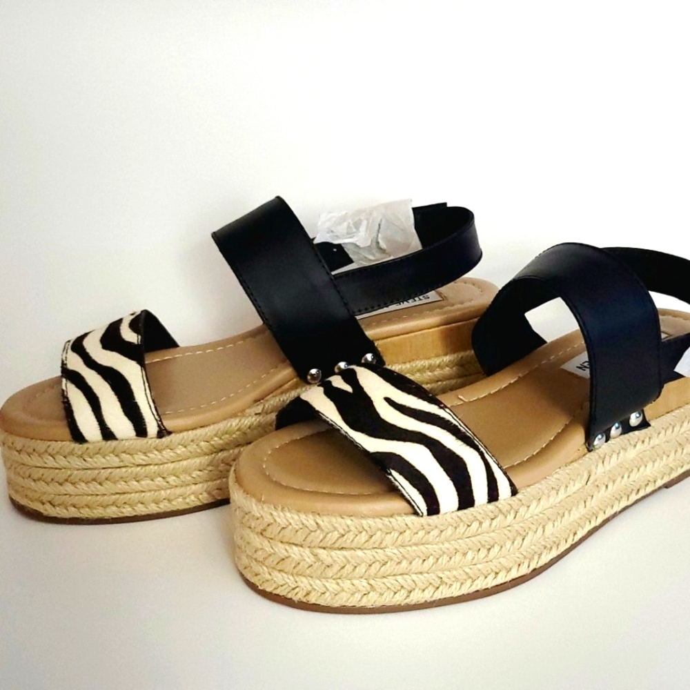 NIB Steve Madden - Catia Black & White Zebra Wedge Platform Sandal - Size 6